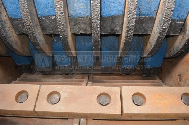 �Nʽ����C�Ȳ����b�N�^