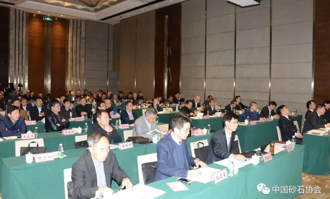 ���h�F��