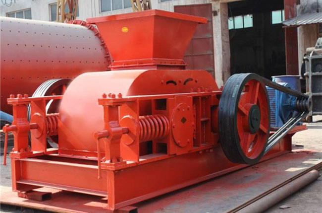 ��݁����C