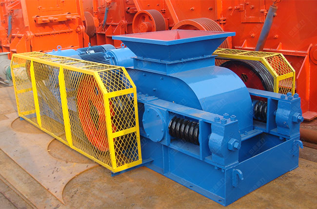 ��݁����C